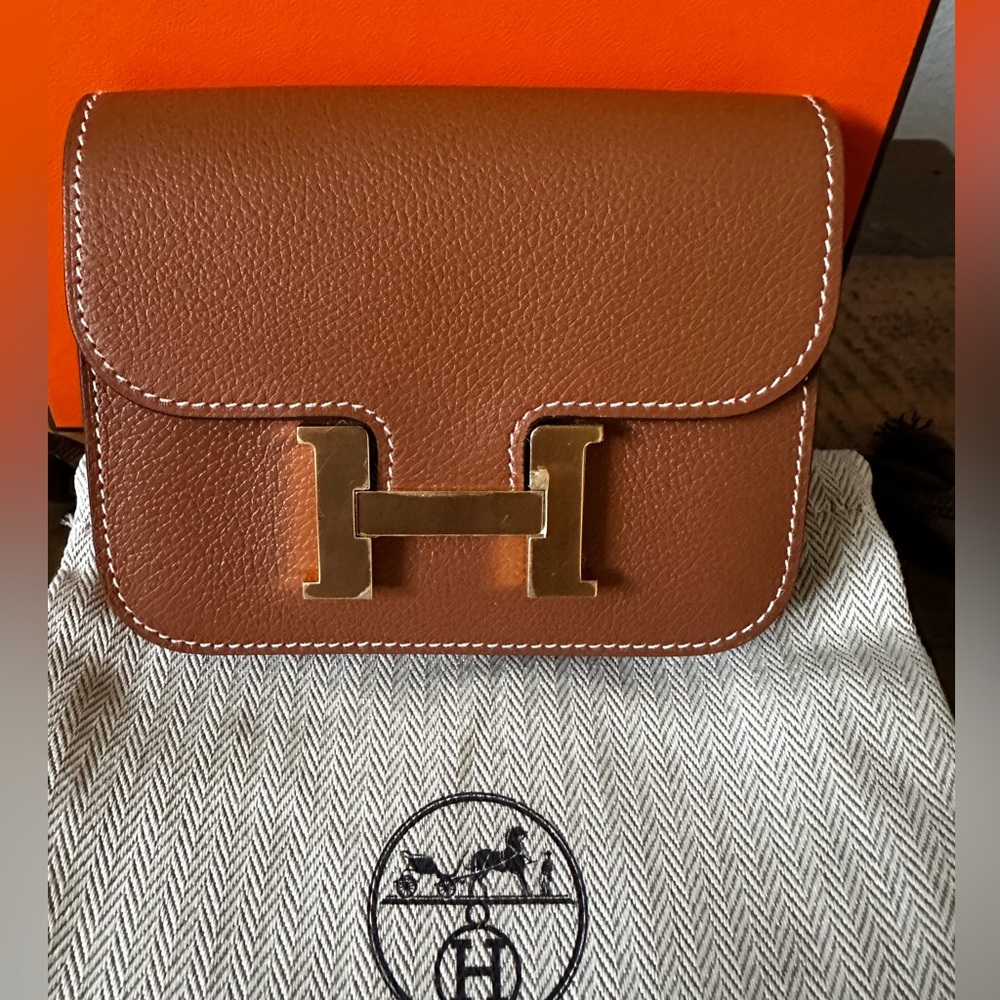 BN Hermes Constance Slim Wallet Gold